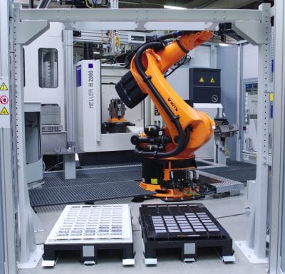 Agile Robot Cell material station