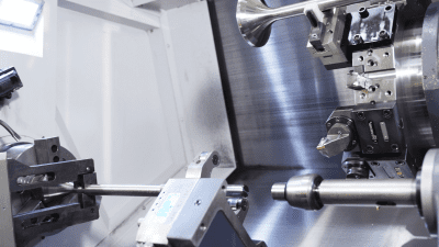 Single spindle lathe